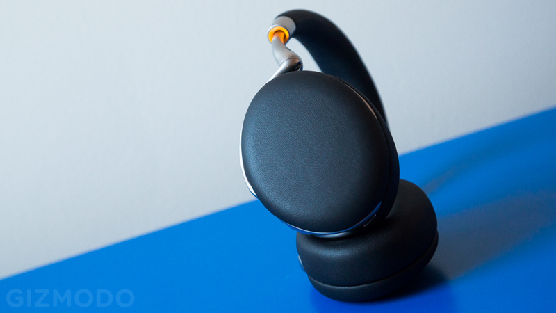 Illustration for article titled Parrot Zik 2.0 Hands-On: The World's Most Advanced Headphones? Maybe.